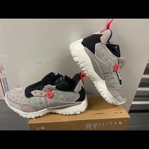 Nike Jordan delta size 8.5M color gray